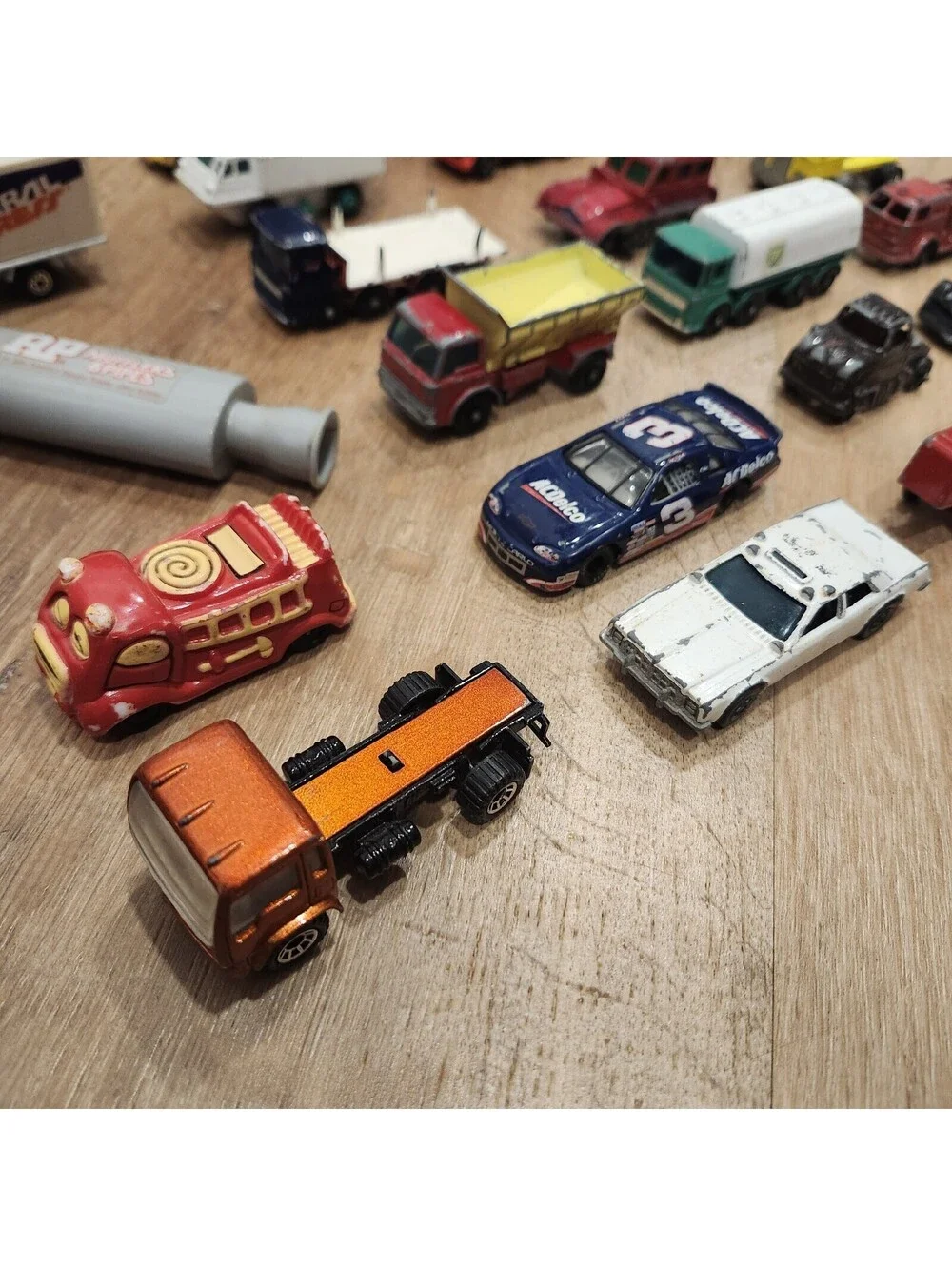 Vtg Matchbox Hot Wheels Lesney Lot Of 23 Cars Diecast 70s-90s Racecar Work Truck
